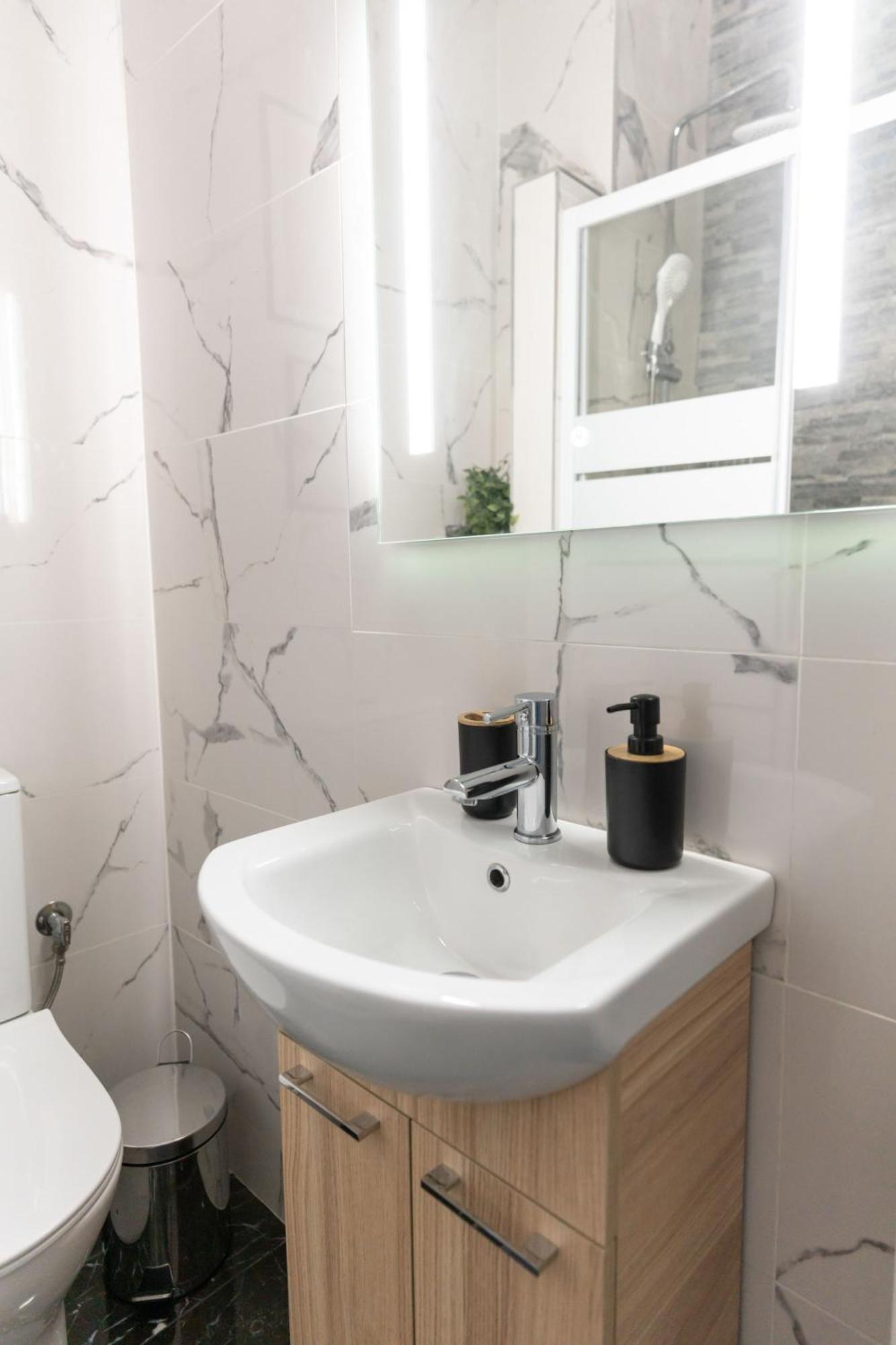 Unique Central Apartment Лариса Экстерьер фото